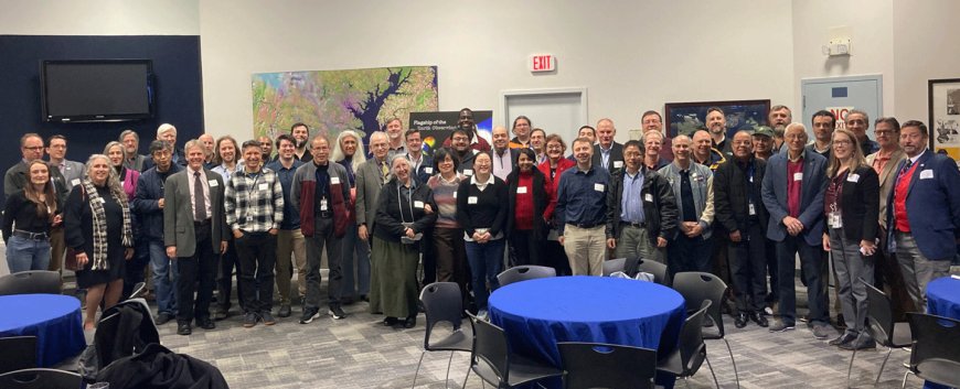 Citizen Scientists Collaborate with NASA to Explore Life in Space
